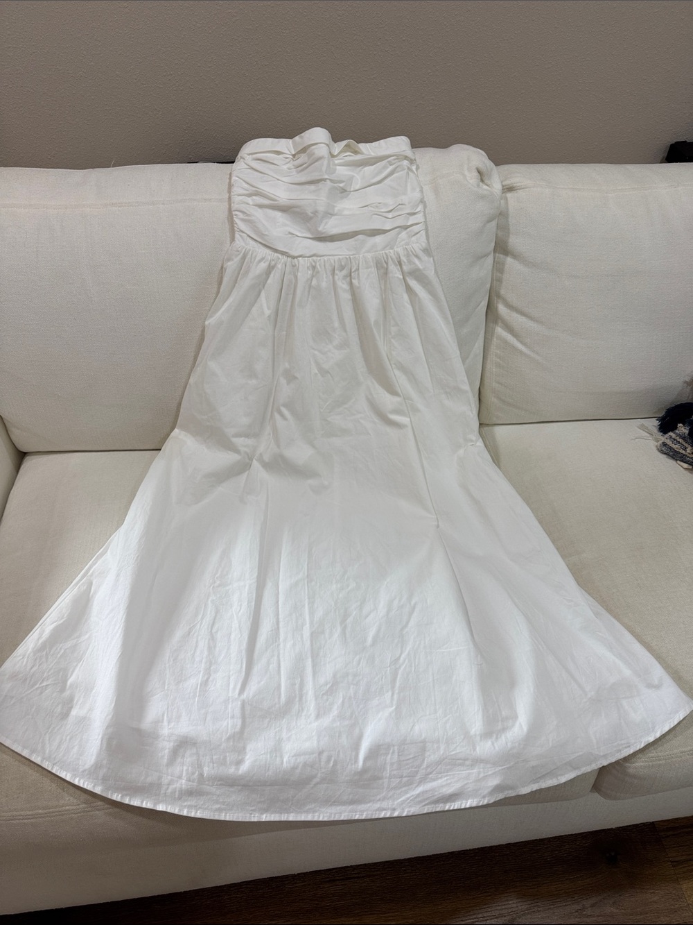 NWT Women’s Medium White Mac Collection Strapless Maxi Dress